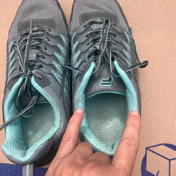 Fila Evergrand Trail 21.5 Walking Shoes Womens size 11 Grey Teal - Picture 4 of 10
